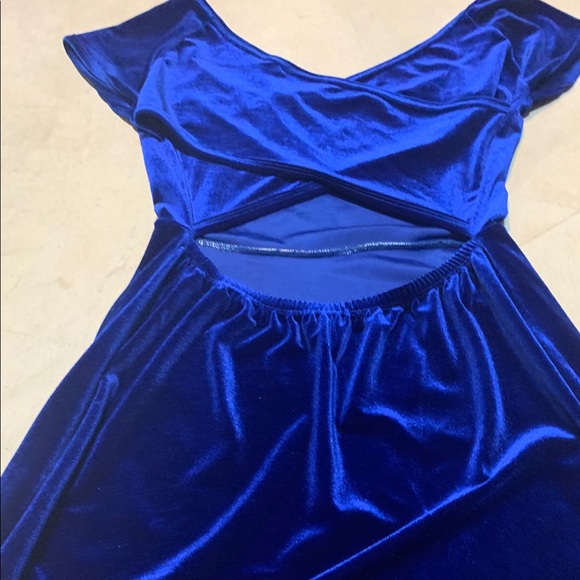 Blue Velvet Dress - Picture 3 of 4